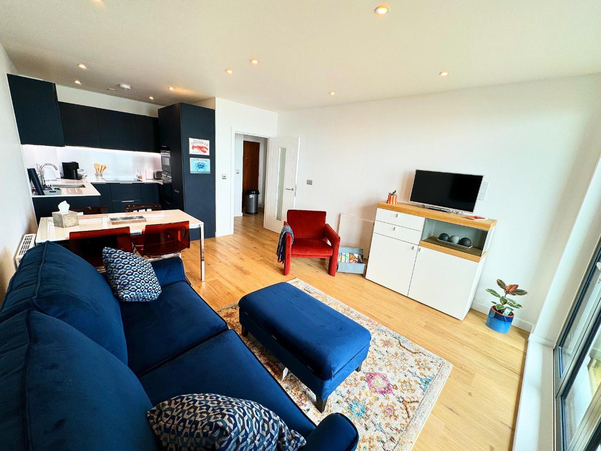 Stunning Beach Front Apartment With Sea Views, Free Parking & Balcony Ramsgate Exterior foto